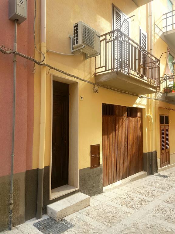 Casa Trio Apartments Castellammare del Golfo Exterior photo
